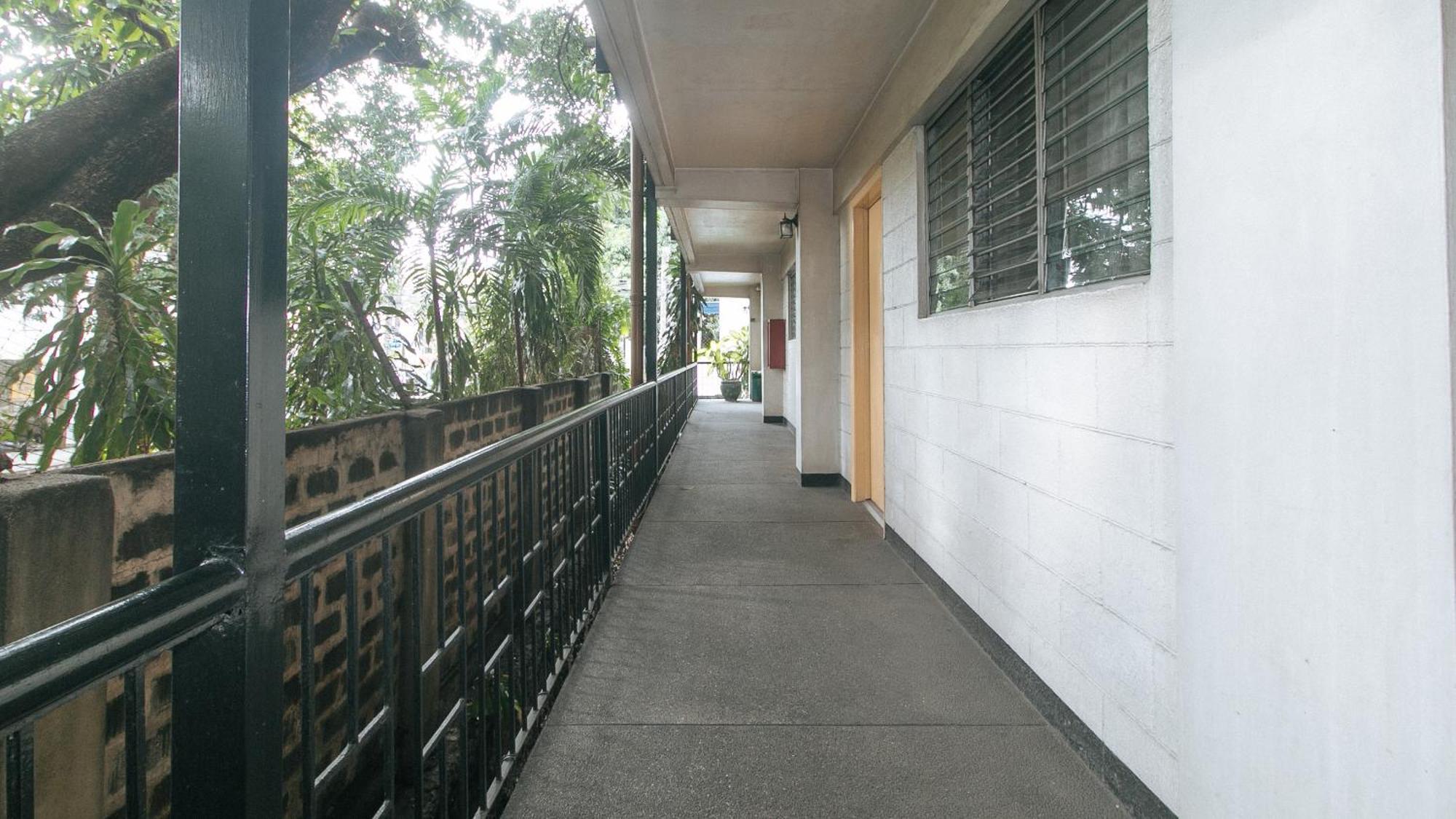 Reddoorz At Broadway Court Apartelle Quezon City Ngoại thất bức ảnh