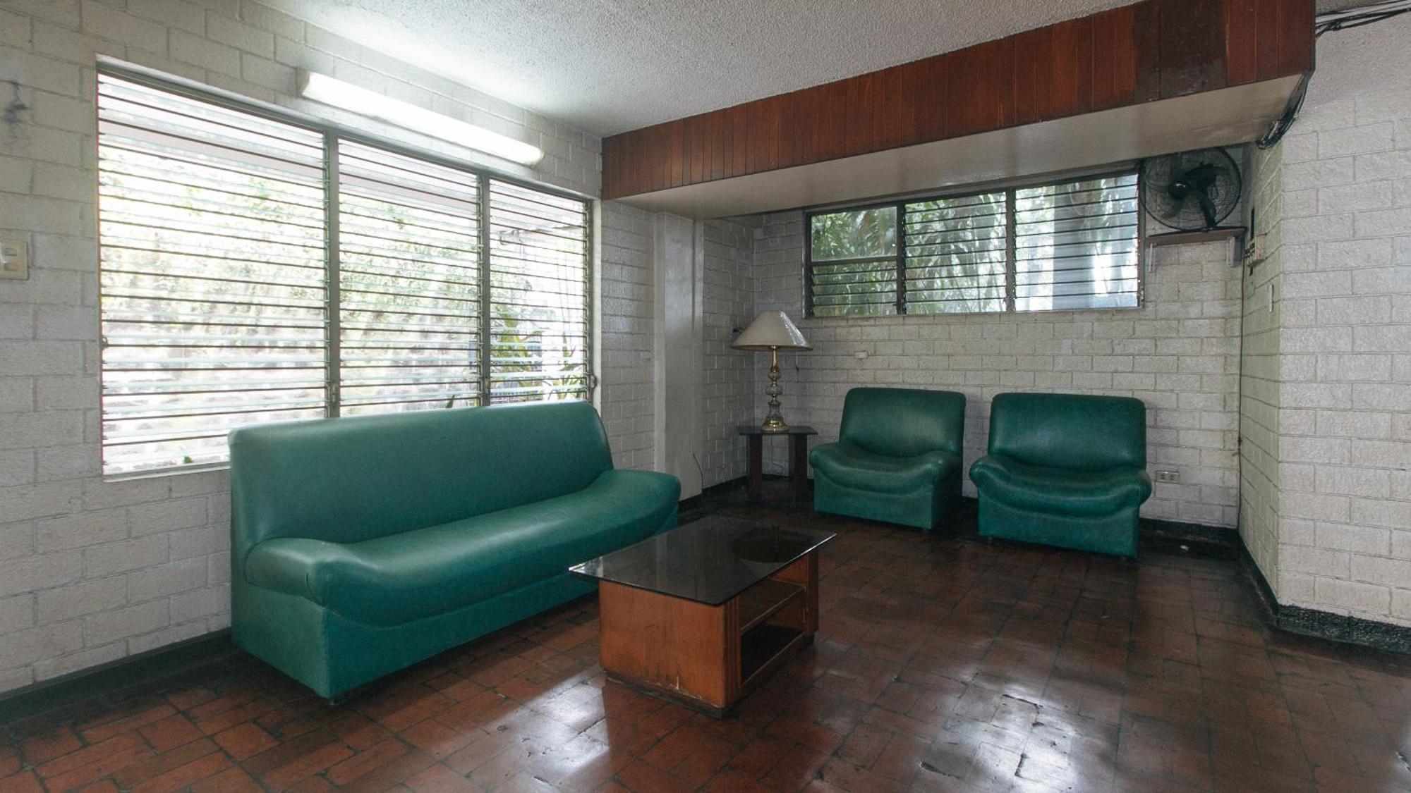 Reddoorz At Broadway Court Apartelle Quezon City Ngoại thất bức ảnh