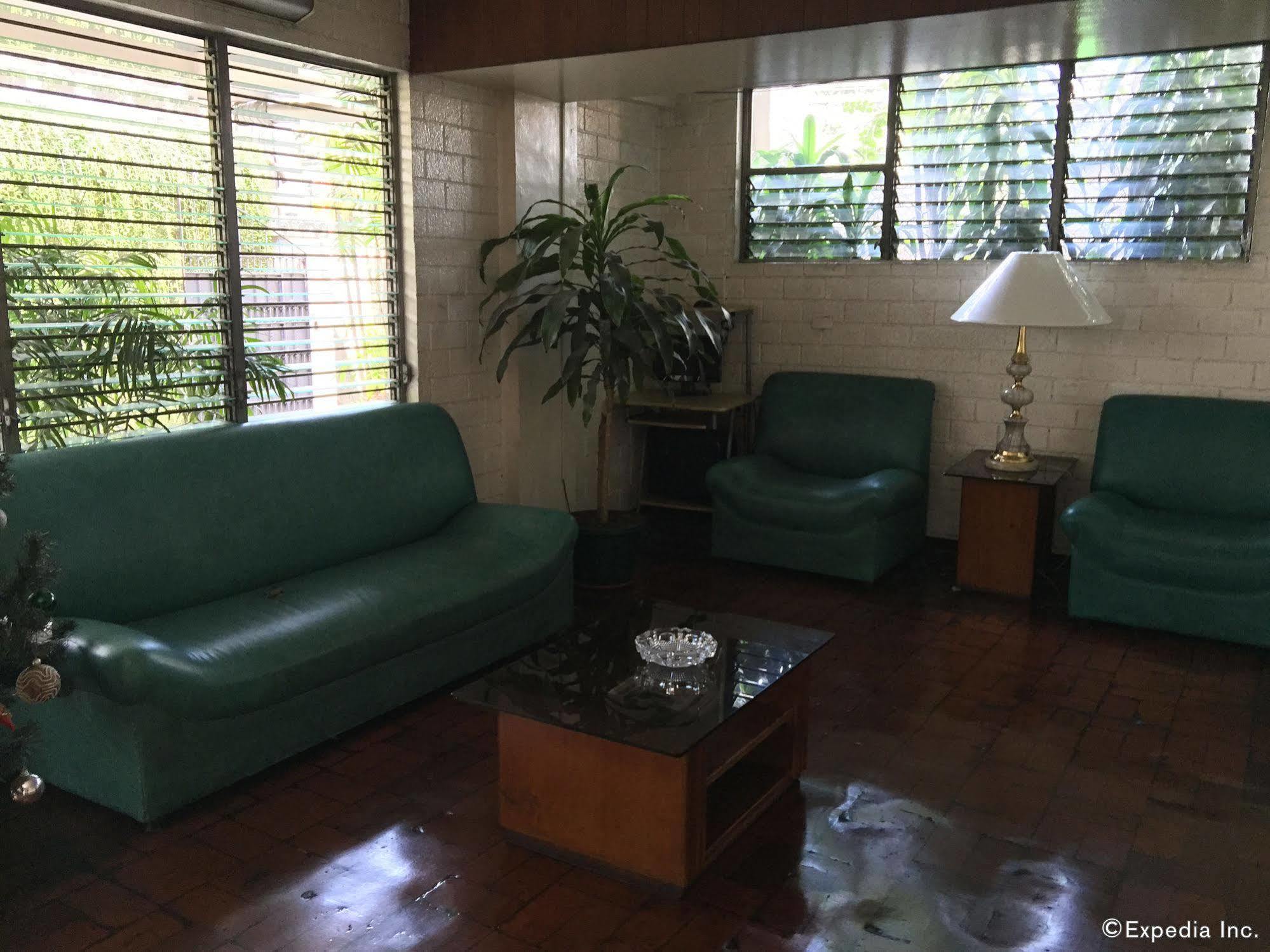 Reddoorz At Broadway Court Apartelle Quezon City Ngoại thất bức ảnh