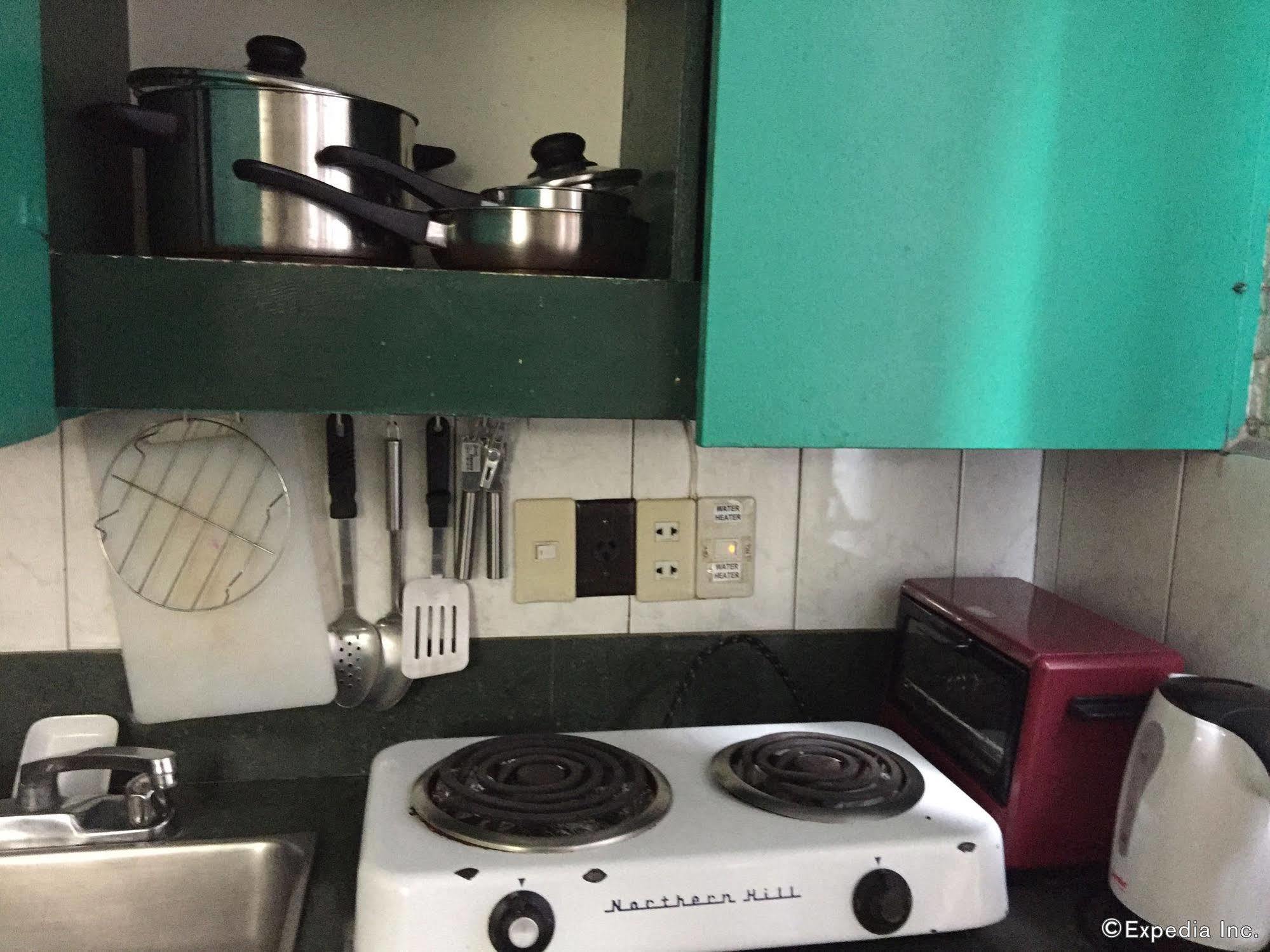 Reddoorz At Broadway Court Apartelle Quezon City Ngoại thất bức ảnh